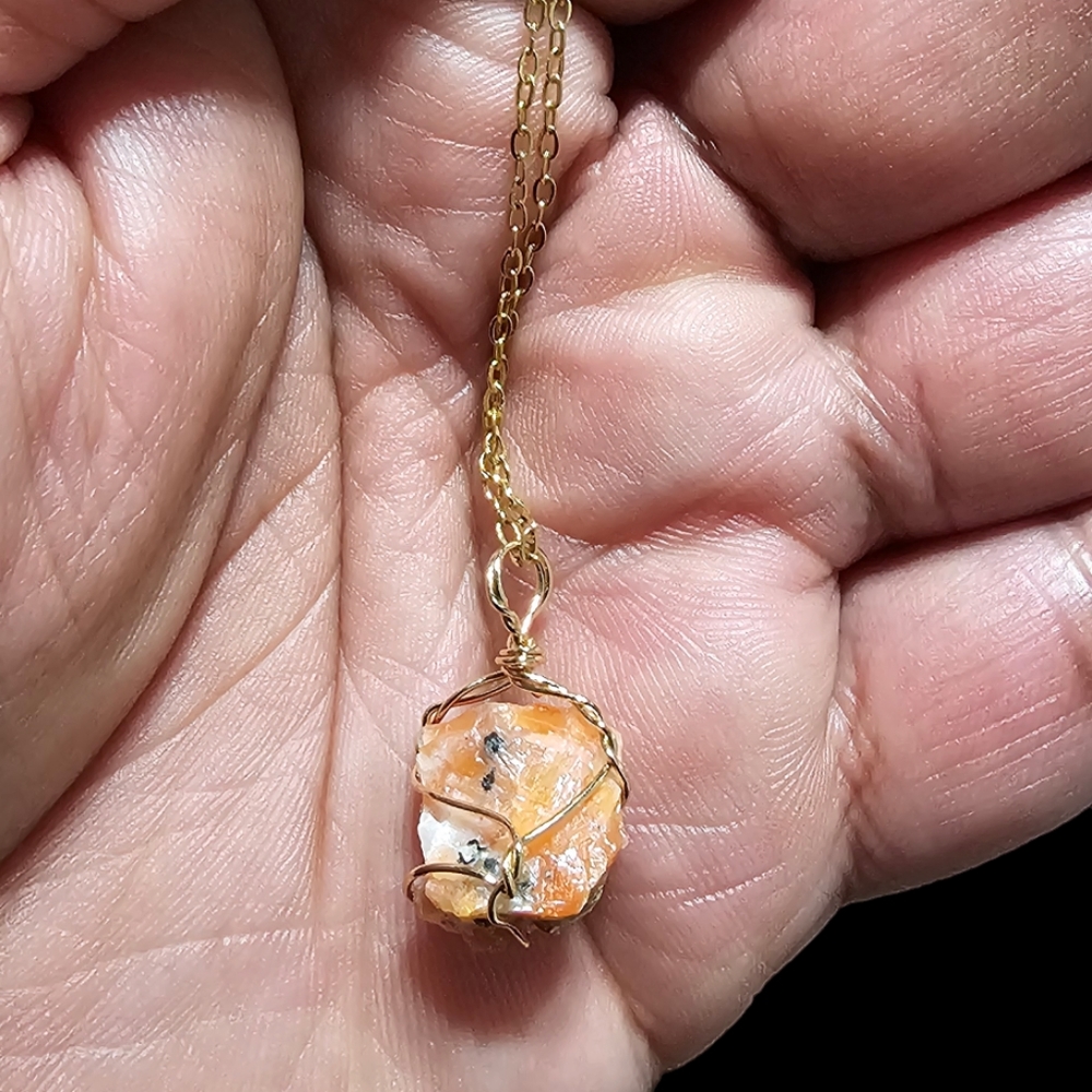 Necklace sun stone